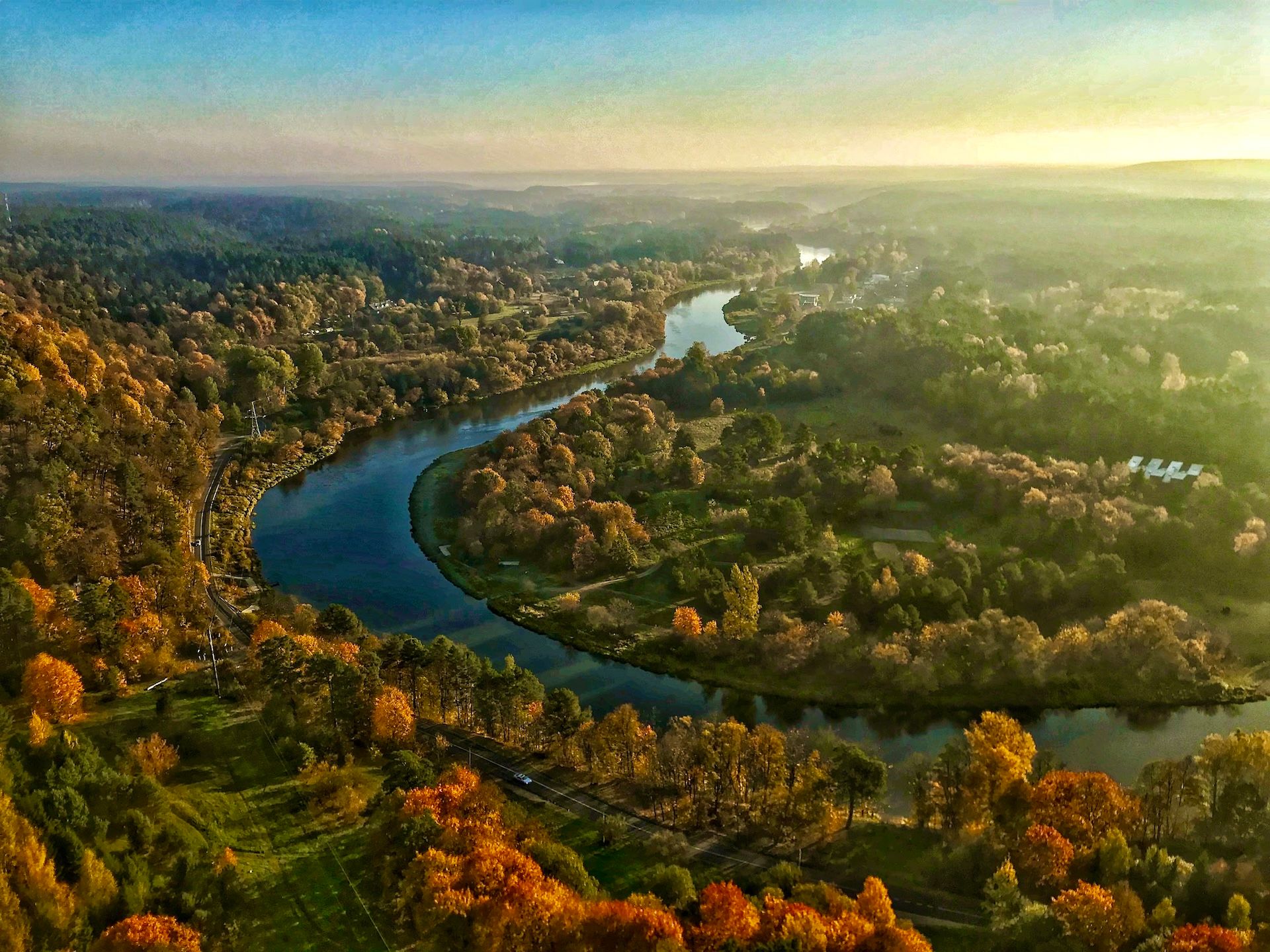 Skrydis virš Neries regioninio parko