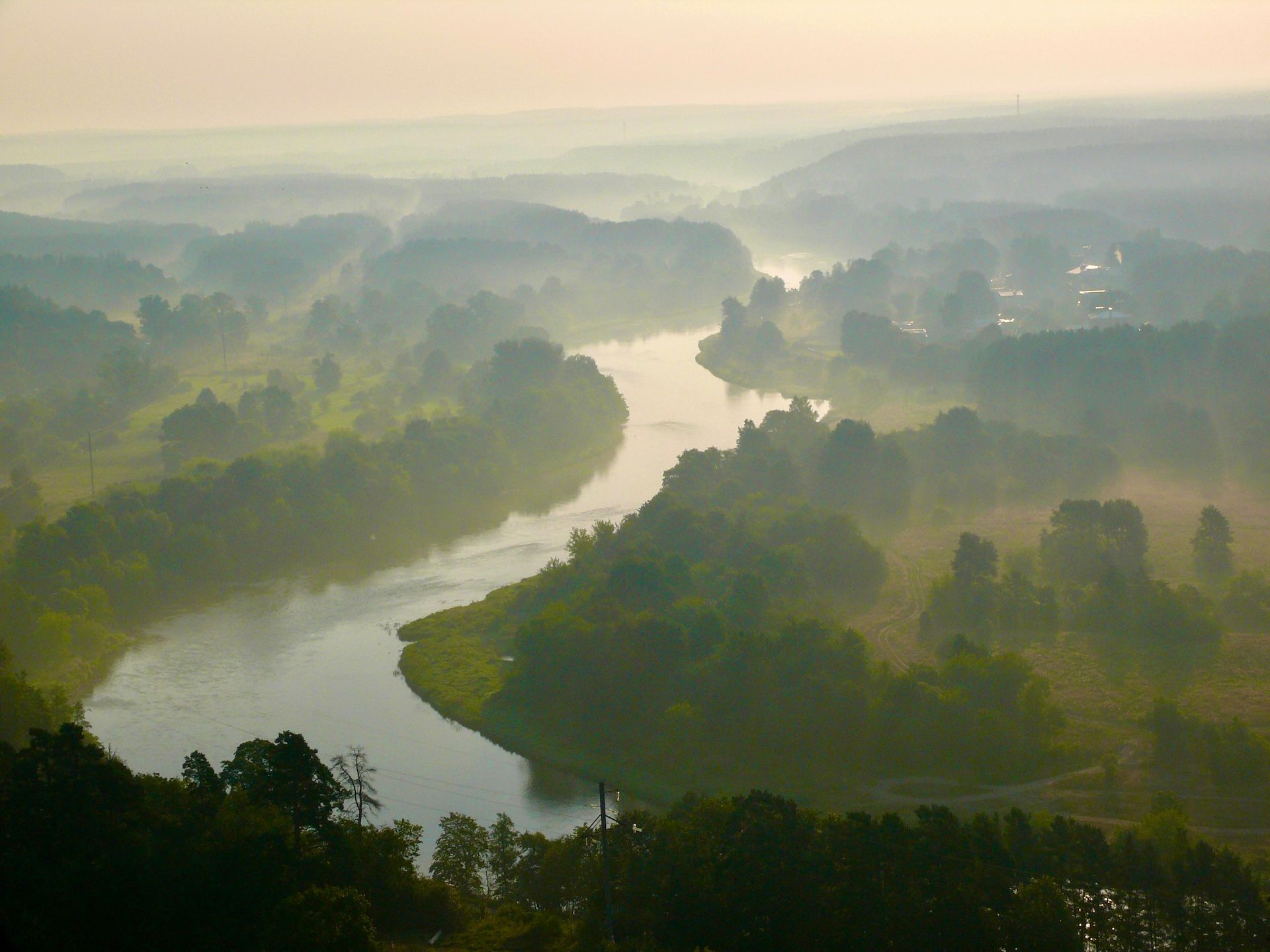 Skrydis virš Neries regioninio parko