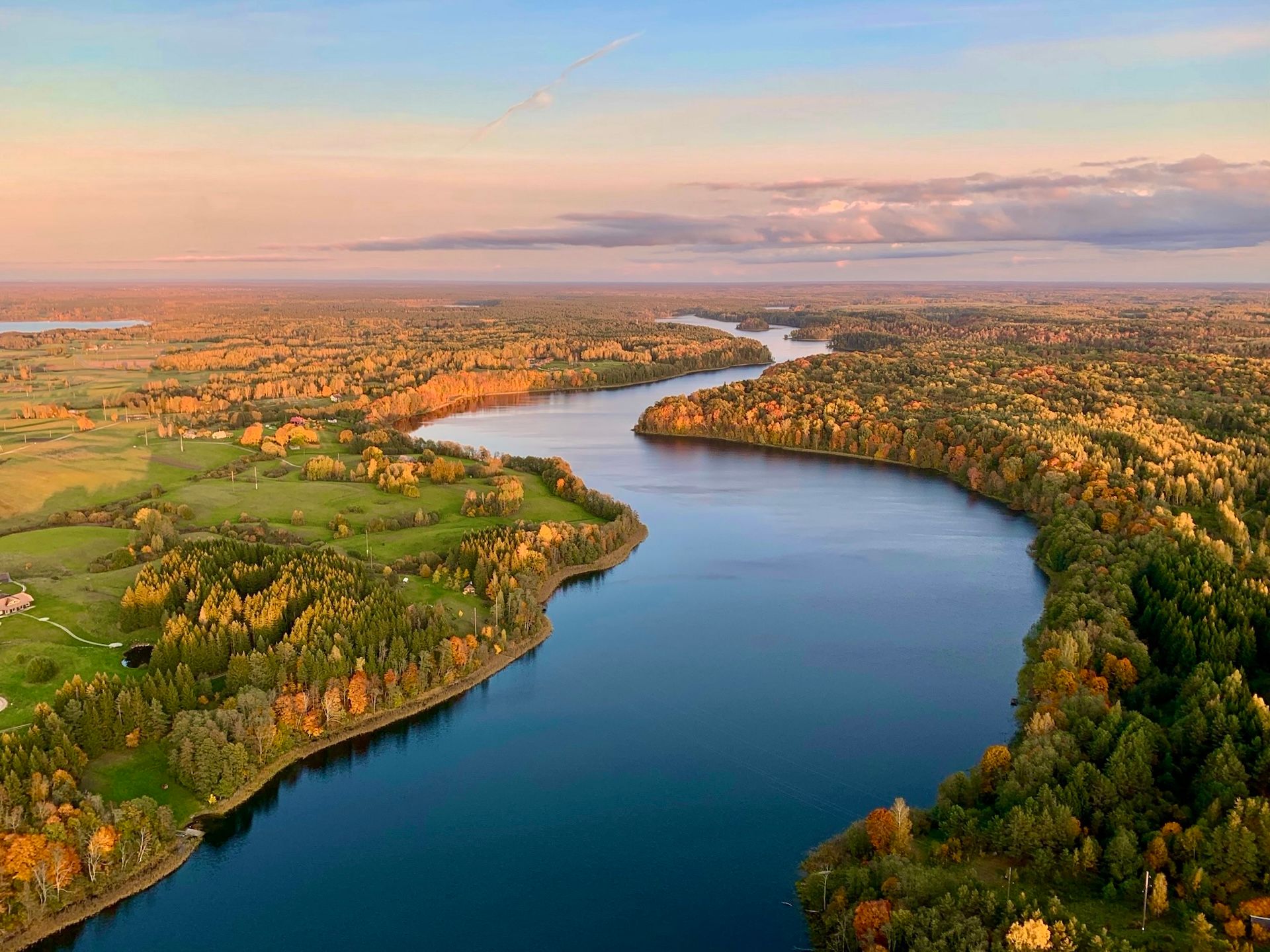 Skrydis virš Jūsų pasirinktos vietos